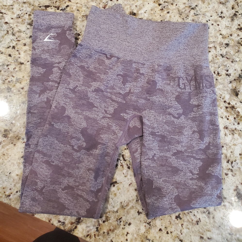 Lavender gray camo seamless XS